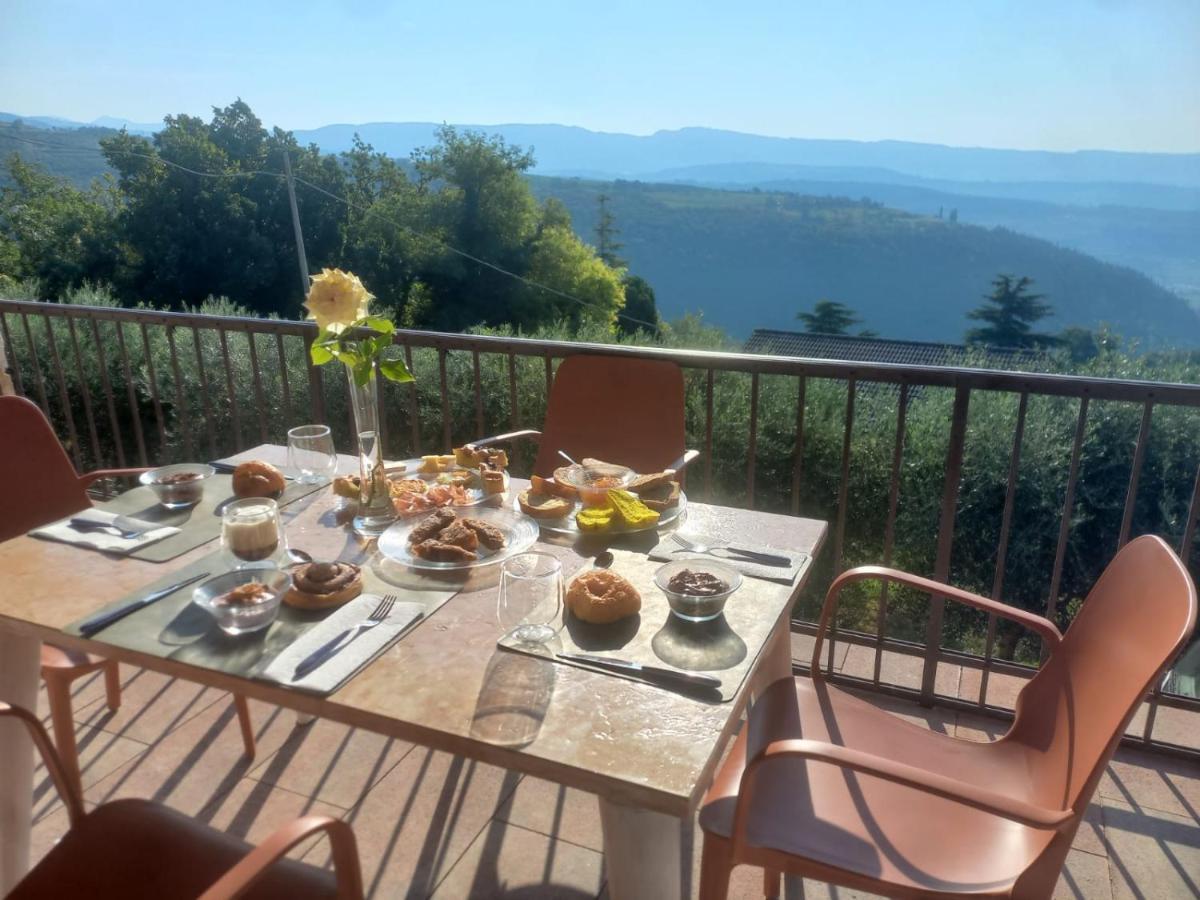 לינה וארוחת בוקר Cavalo La Terrazza In Collina מראה חיצוני תמונה