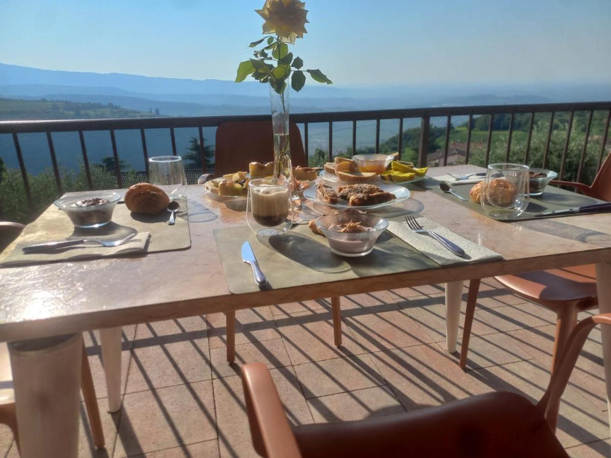 לינה וארוחת בוקר Cavalo La Terrazza In Collina מראה חיצוני תמונה
