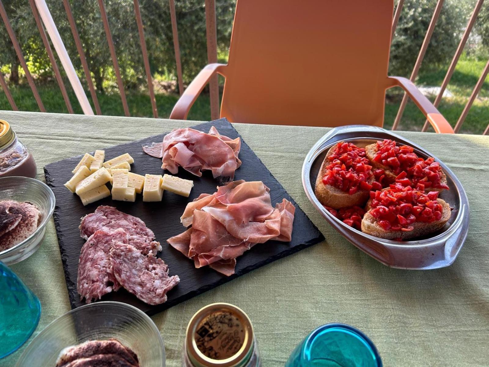 לינה וארוחת בוקר Cavalo La Terrazza In Collina מראה חיצוני תמונה